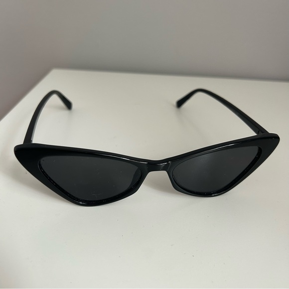 ❤️Cat Eye Fashion Glasses❤️ - Picture 4 of 4